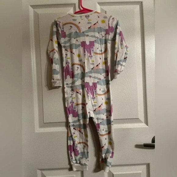 Carter’s Girls‎ unicorn 🦄 Pajamas size 3T - Picture 3 of 5
